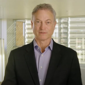 Gary Sinise headshot