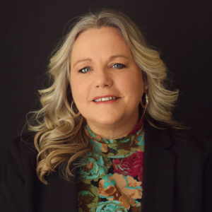Sandy Phillips headshot